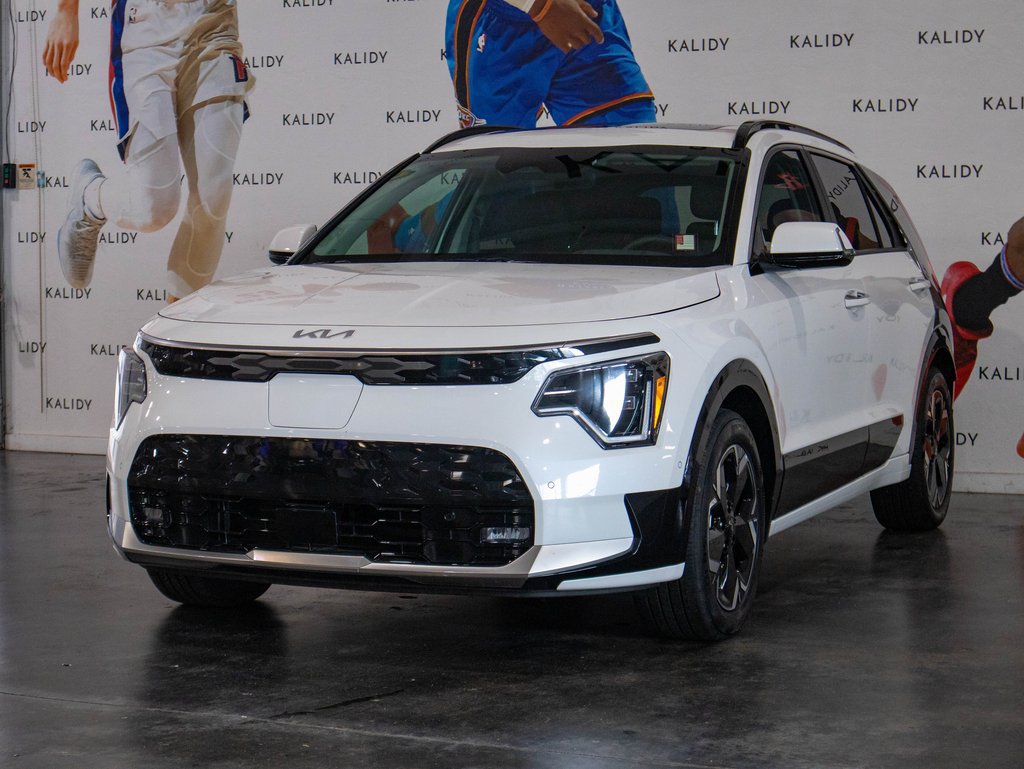 New 2023 Kia Niro Wave FWD image 22