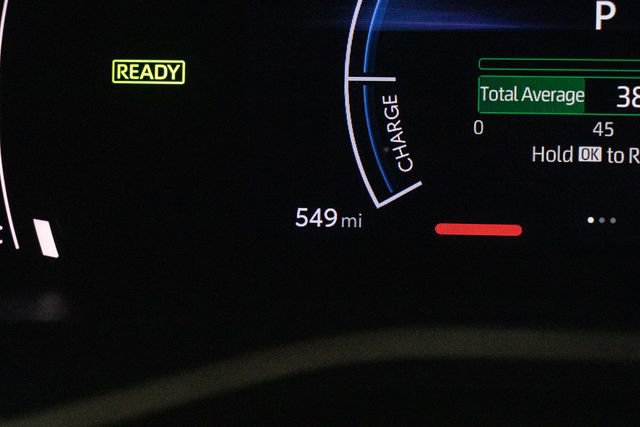 Used 2026 Toyota Camry SE image 29