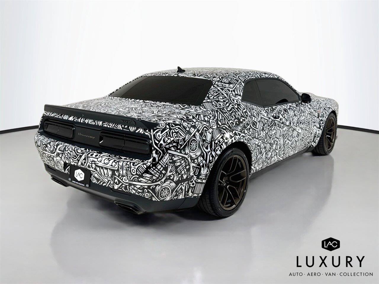 Used 2022 Dodge Challenger SRT Hellcat RWD image 6