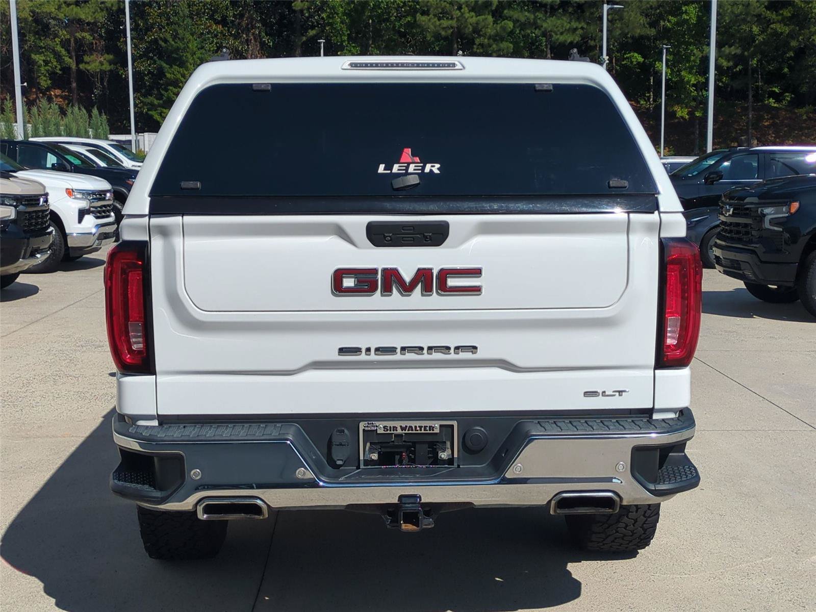 Used 2020 GMC Sierra 1500 SLT w/ SLT Premium Plus Package AWD/4WD image 4