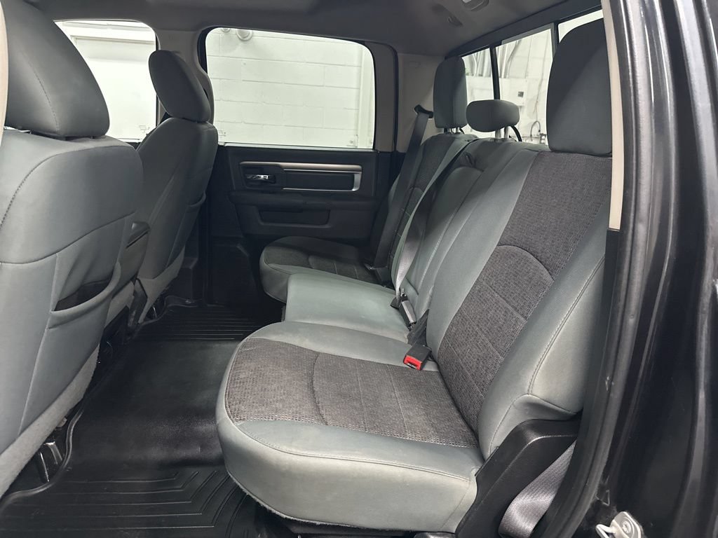Used 2015 RAM 1500 SLT AWD/4WD image 22