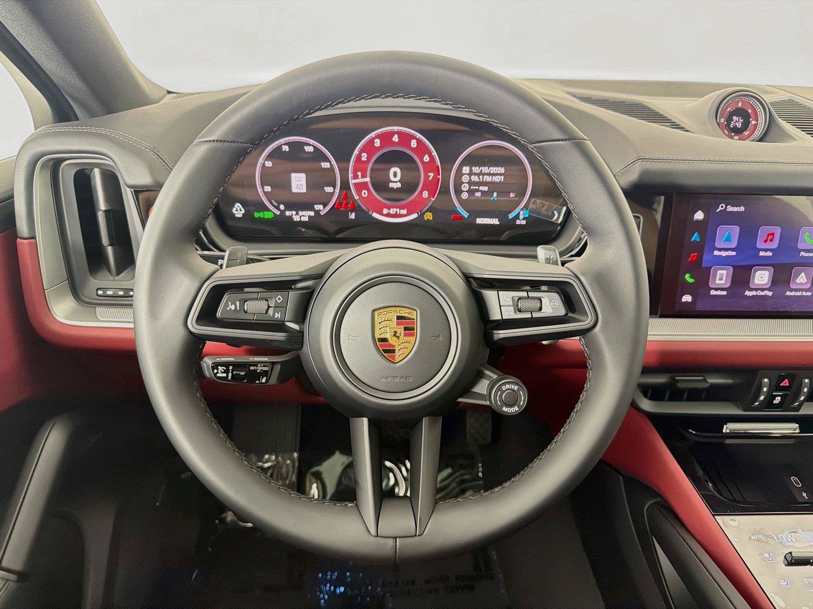 New 2026 Porsche Cayenne Coupe AWD/4WD image 13