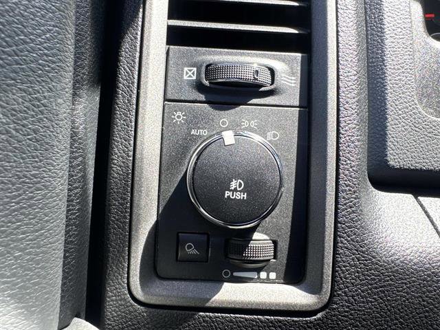 Used 2013 RAM 1500 Express AWD/4WD image 21