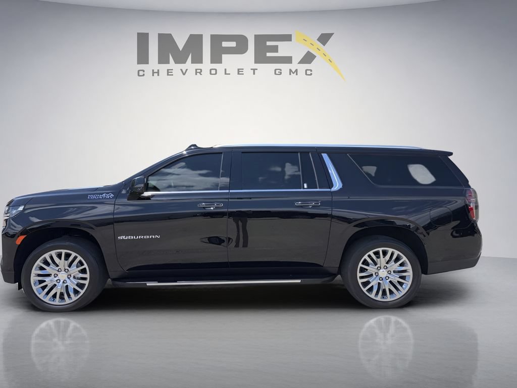 Used 2024 Chevrolet Suburban High Country w/ Advanced Technology Package AWD/4WD image 2