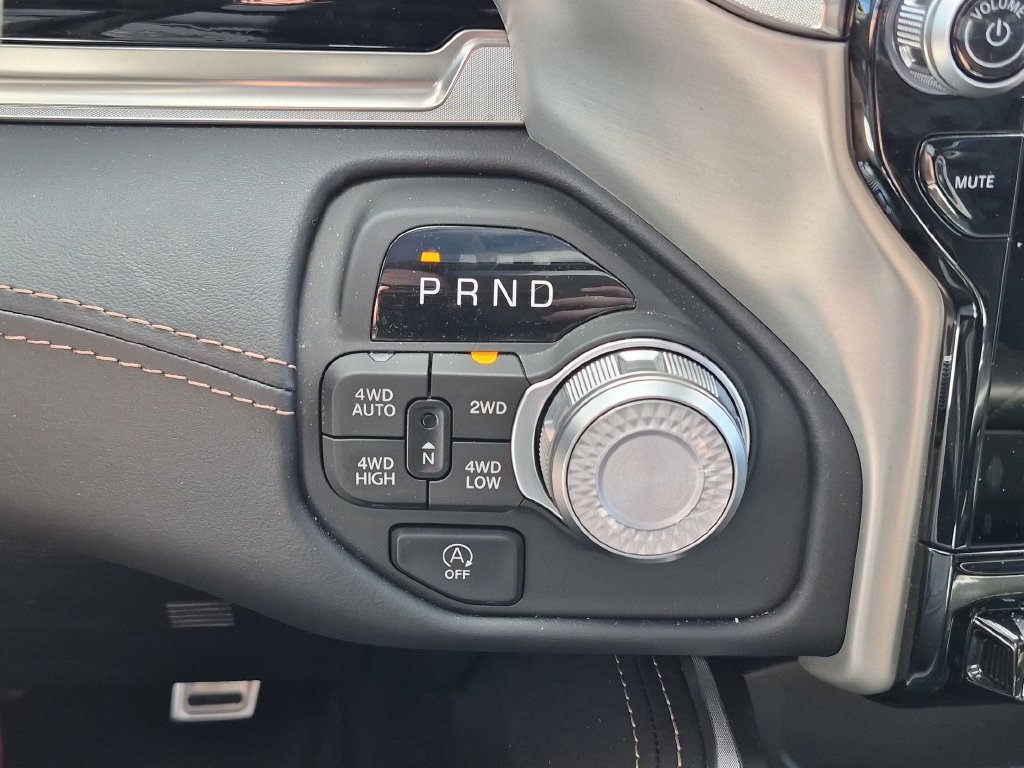 Used 2026 RAM 1500 Tungsten AWD/4WD image 26