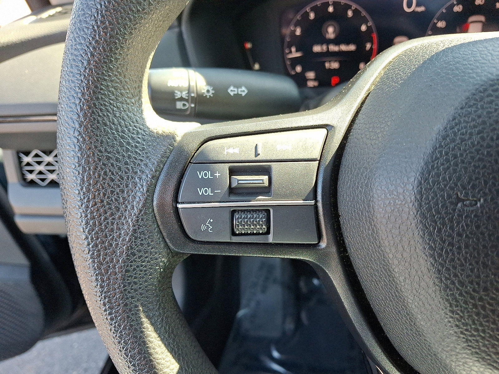 Certified 2023 Honda Accord EX image 21