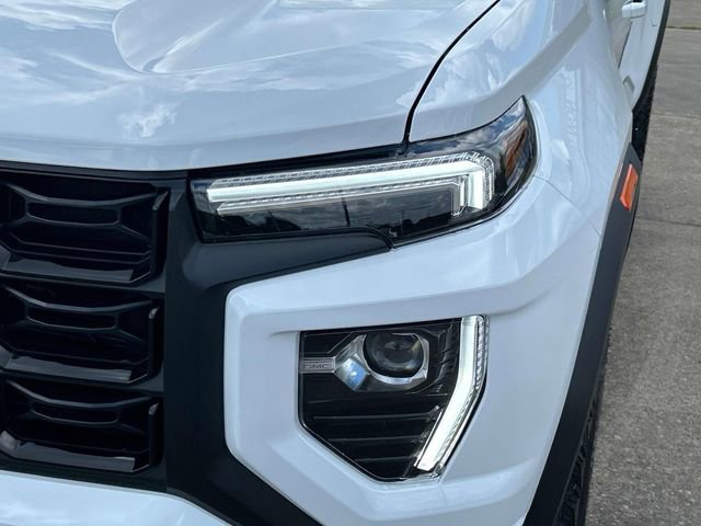 New 2026 GMC Canyon Elevation image 9