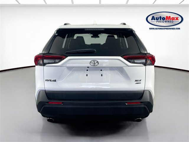 Used 2021 Toyota RAV4 XLE image 5