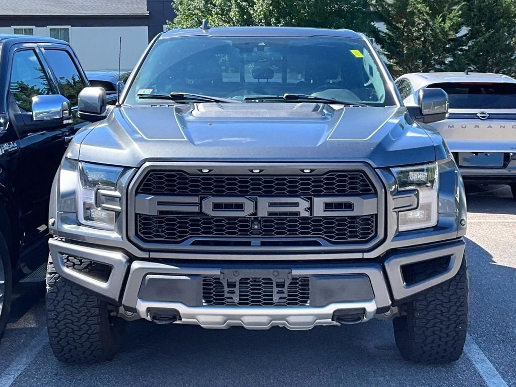 Used 2019 Ford F150 Raptor w/ Equipment Group 802A Luxury AWD/4WD image 2
