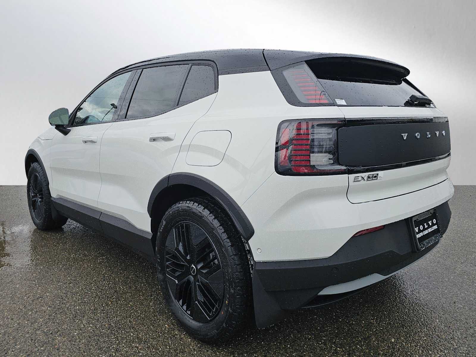 New 2026 Volvo EX30 Cross Country Ultra w/ Protection Package Premier AWD/4WD image 5