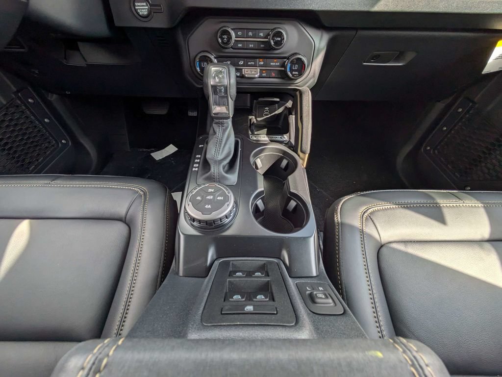 New 2026 Ford Bronco Badlands AWD/4WD image 18