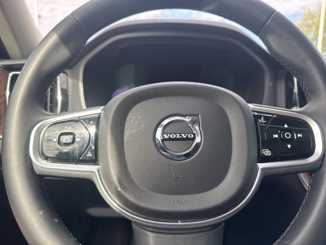Used 2023 Volvo XC60 B5 Plus w/ Protection Package Premier image 28