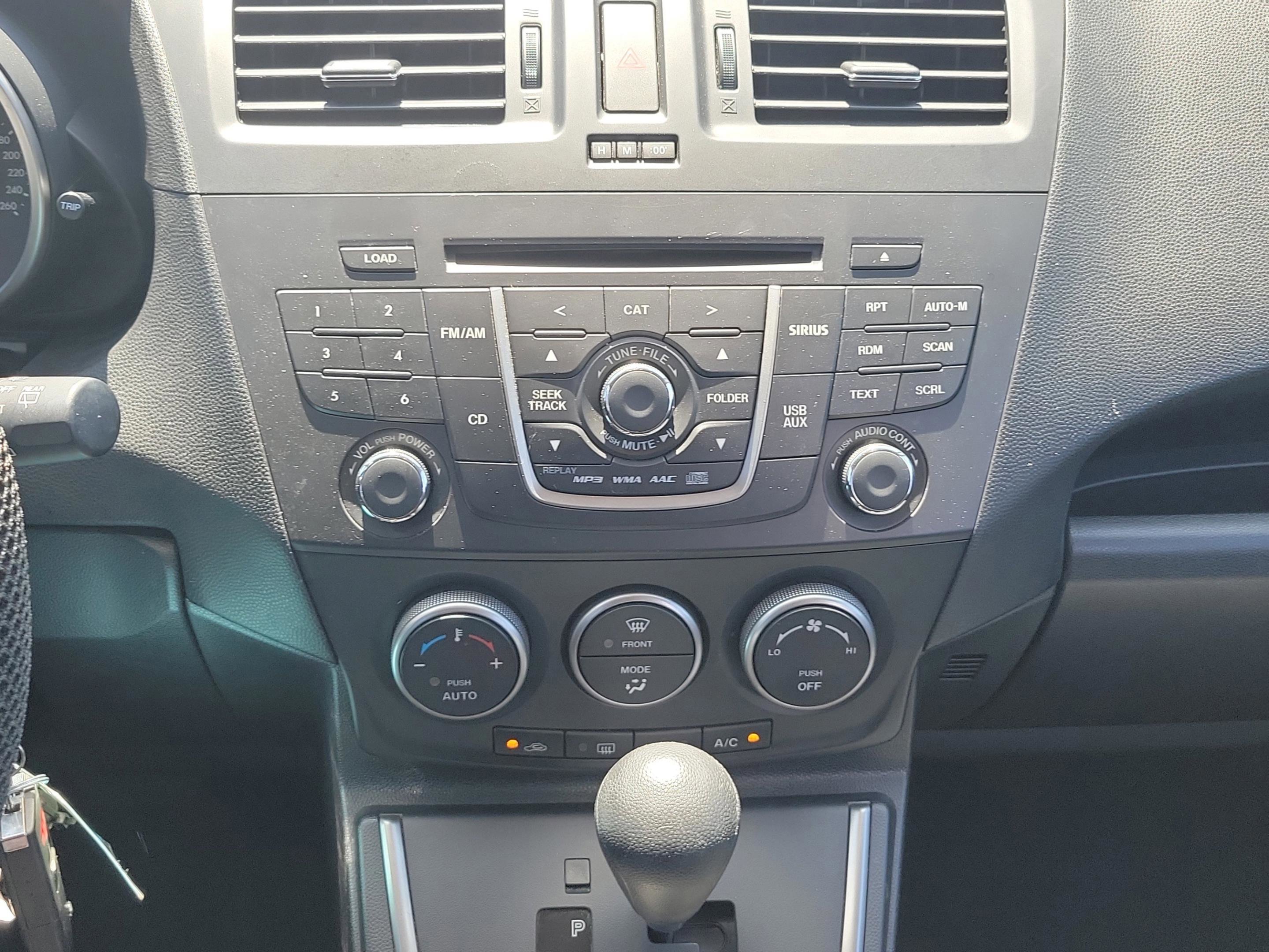 Used 2015 MAZDA MAZDA5 Sport image 14