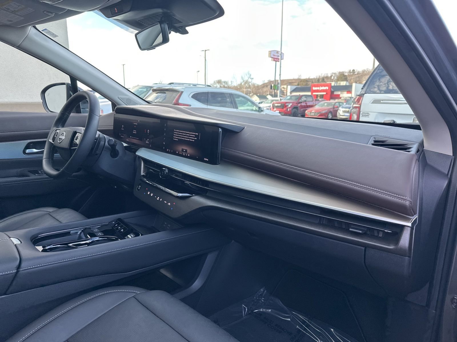 Used 2025 Nissan Murano Platinum w/ Cargo Package image 37