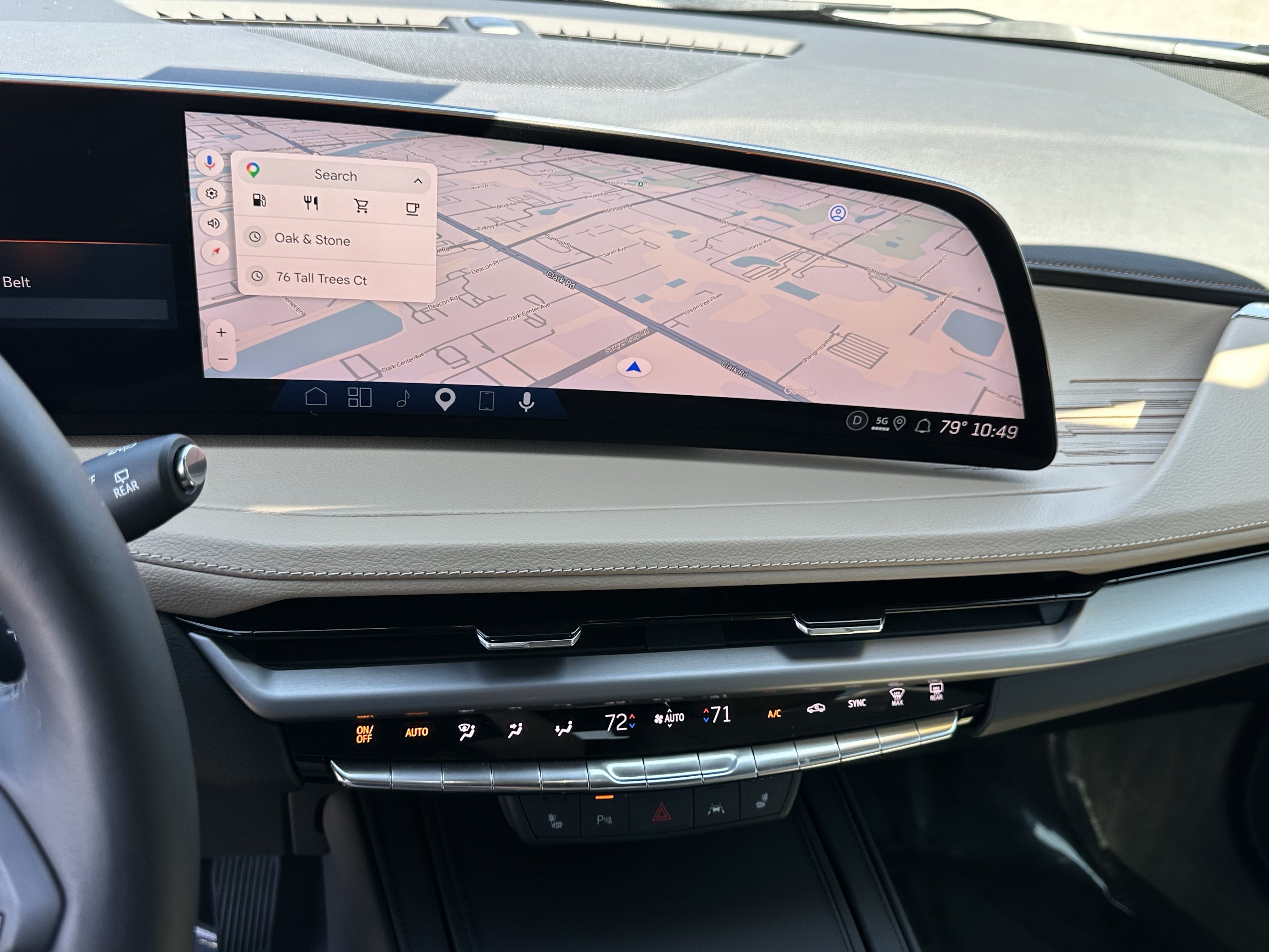 Used 2025 Cadillac XT4 Premium Luxury w/ Cold Weather Package FWD image 26
