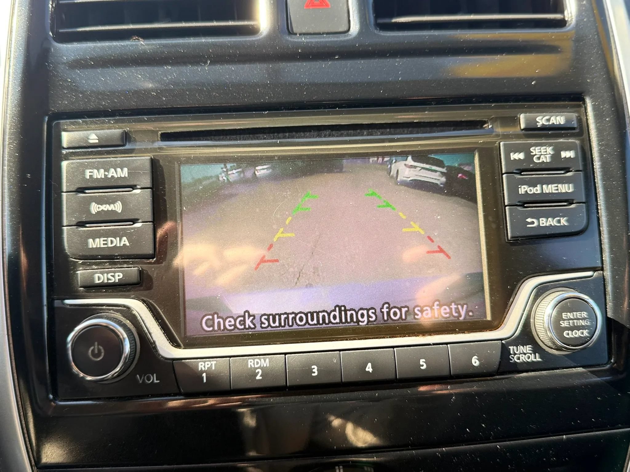 Used 2017 Nissan Versa Note SV FWD image 28