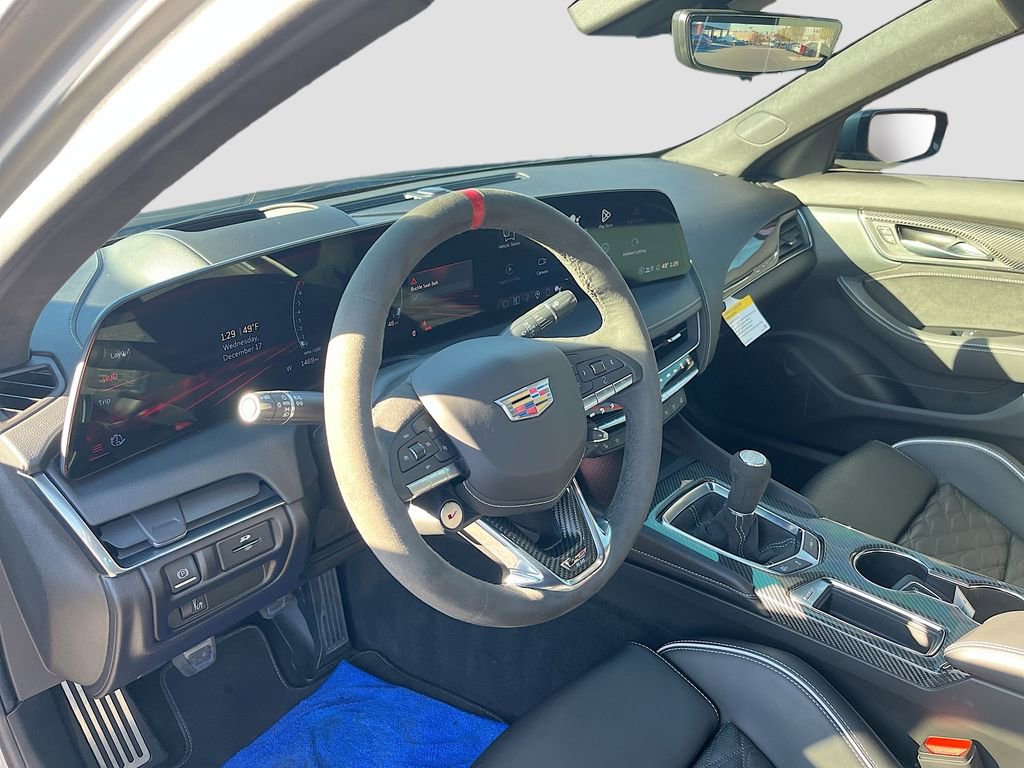 Used 2025 Cadillac CT5 V Blackwing w/ LPO, Blue Accent Package image 9