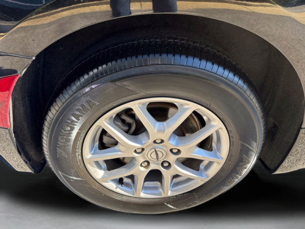 Used 2025 Chrysler Pacifica Select FWD image 36
