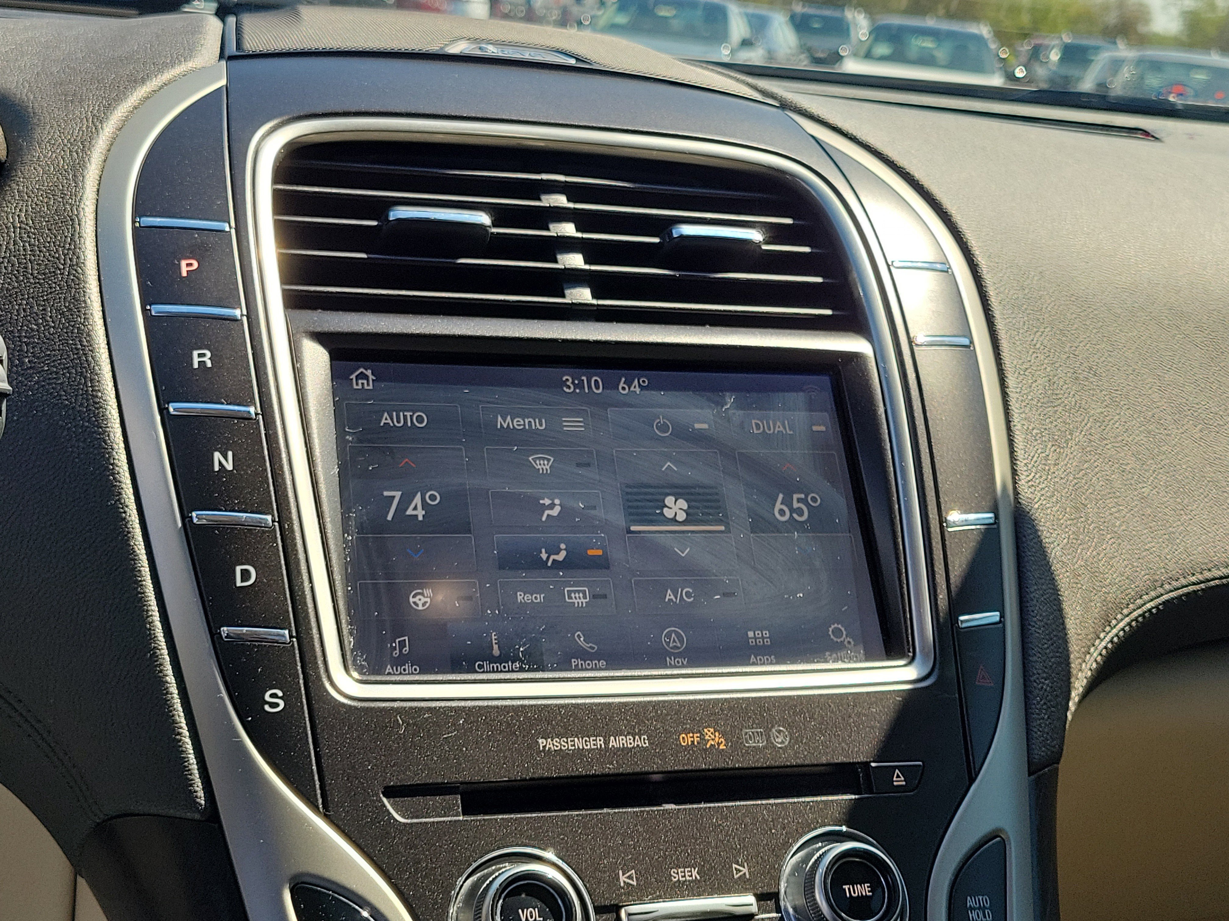 Used 2019 Lincoln Nautilus Reserve image 26