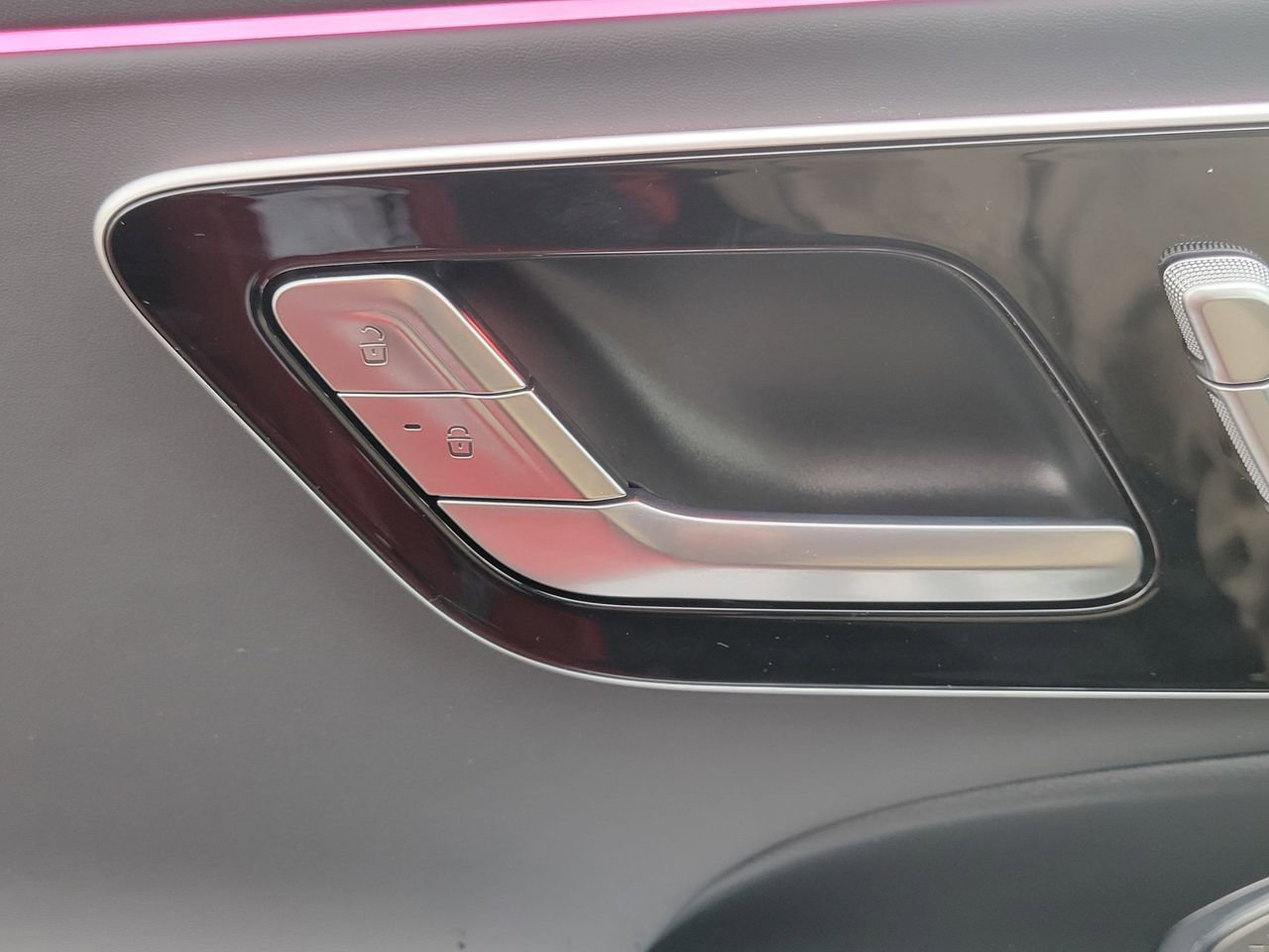 New 2026 Mercedes-Benz E 53 AMG e 4MATIC Sedan image 23