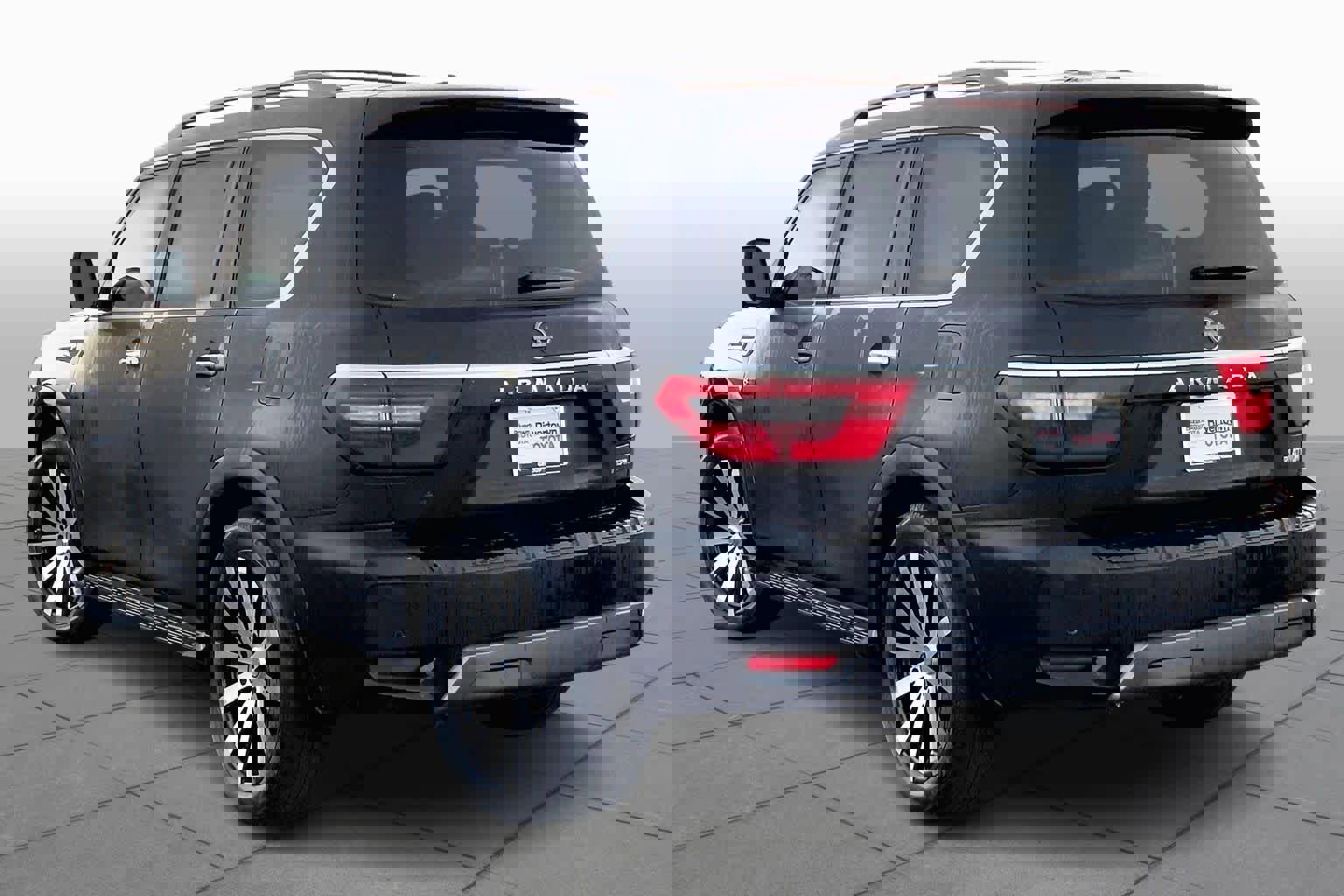 Used 2022 Nissan Armada Platinum w/ Captain's Chairs Package image 11