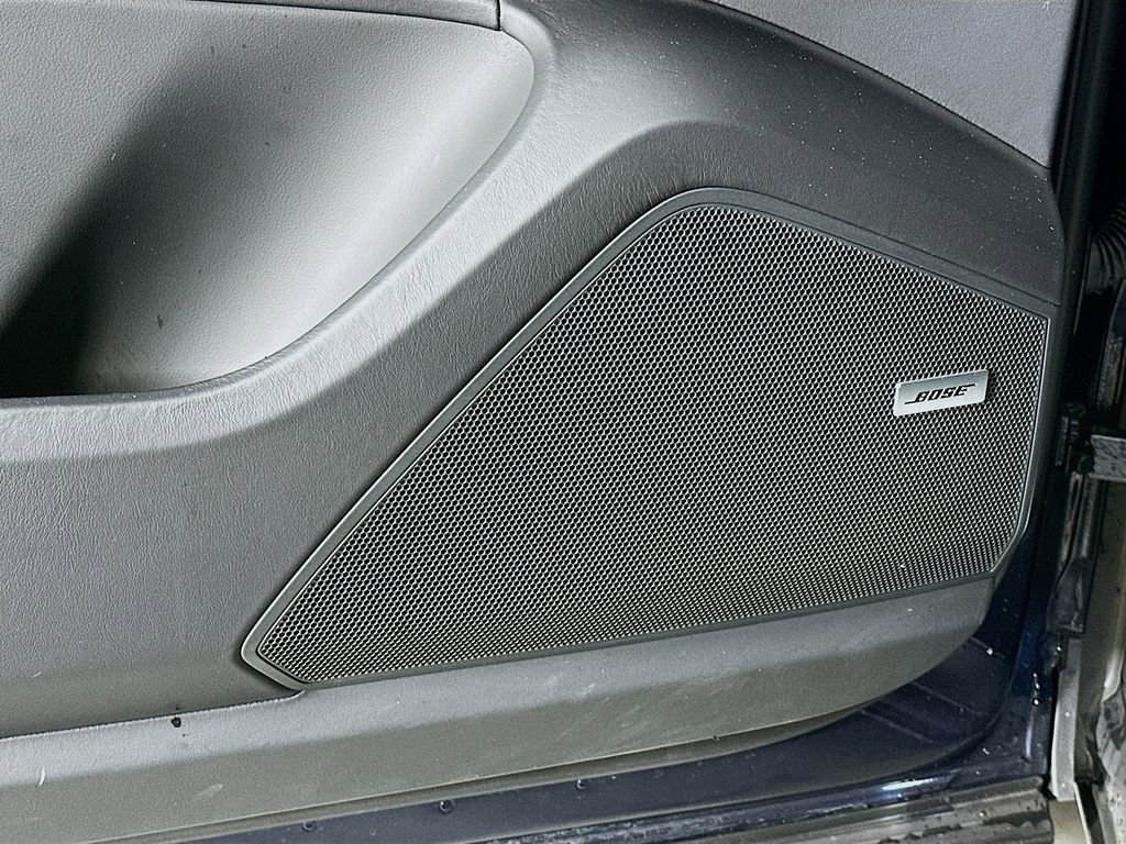Certified 2024 Porsche Cayenne AWD/4WD image 21