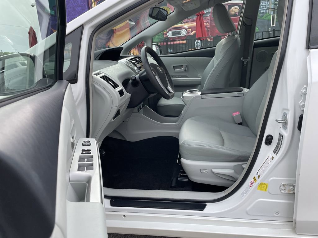 Used 2012 Toyota Prius V Five FWD image 14