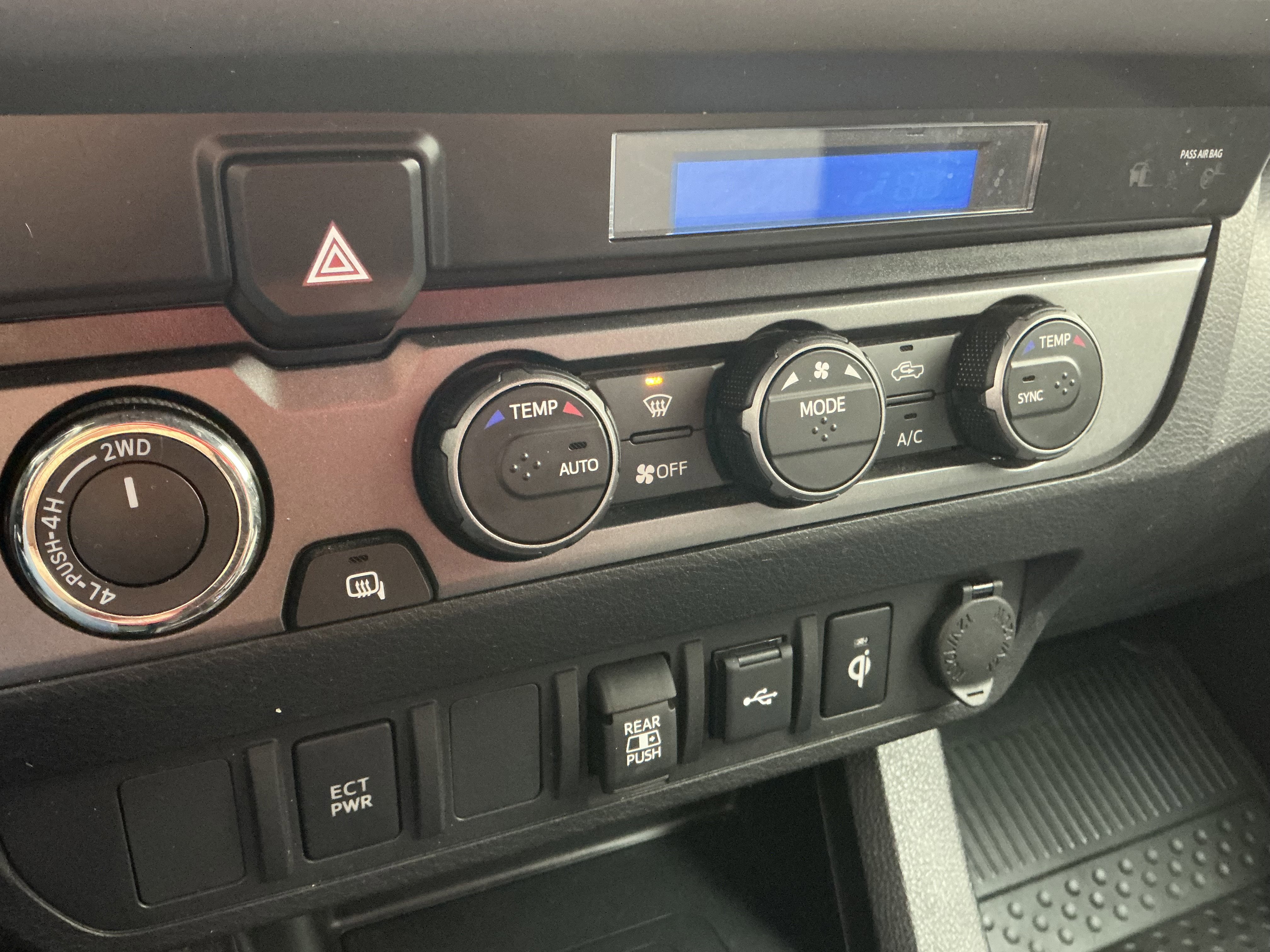 Used 2023 Toyota Tacoma SR image 12