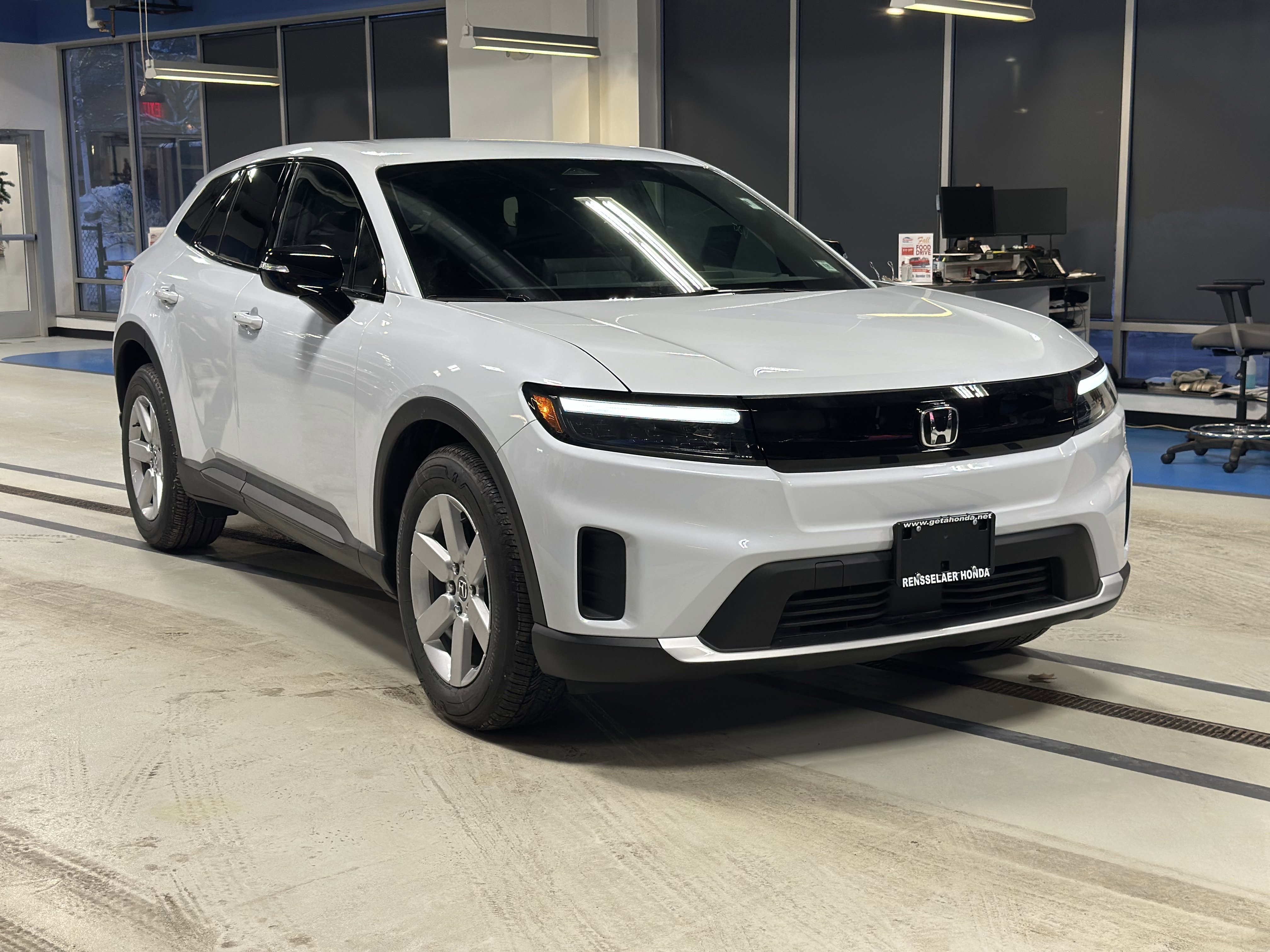 New 2026 Honda Prologue EX image 3
