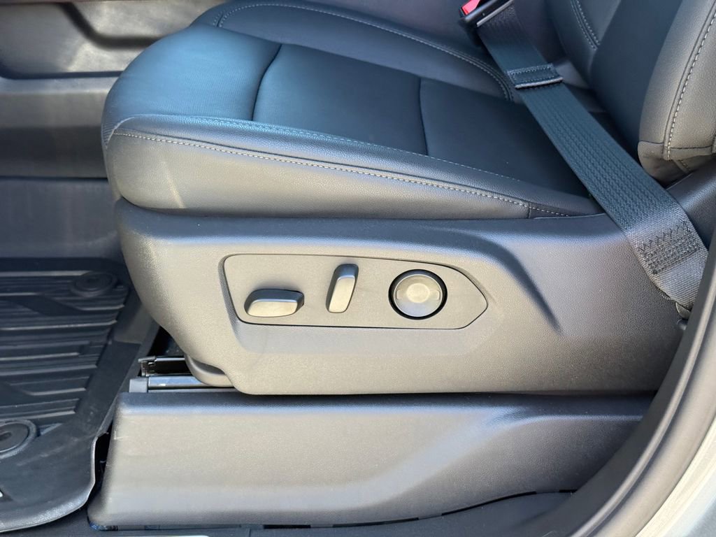 New 2026 GMC Sierra 1500 SLT AWD/4WD image 15