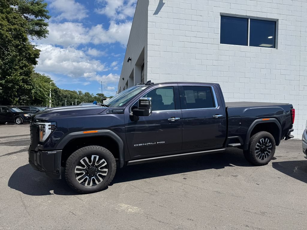Used 2025 GMC Sierra 2500 Denali Ultimate w/ Max Trailering Package AWD/4WD image 6