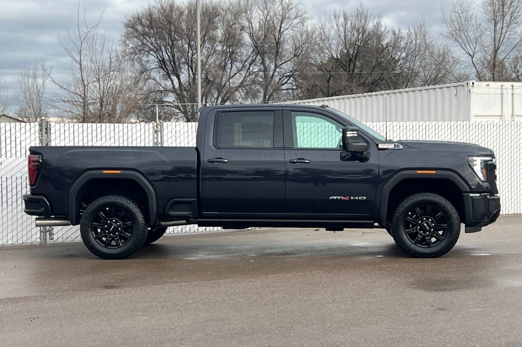 New 2026 GMC Sierra 2500 AT4 w/ AT4 Premium Plus Package image 3