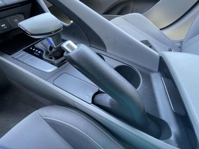 Certified 2025 Hyundai Elantra Sport w/ Cargo Package image 28