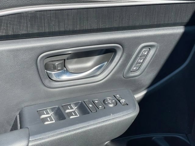 Used 2025 Honda Pilot Black Edition image 14