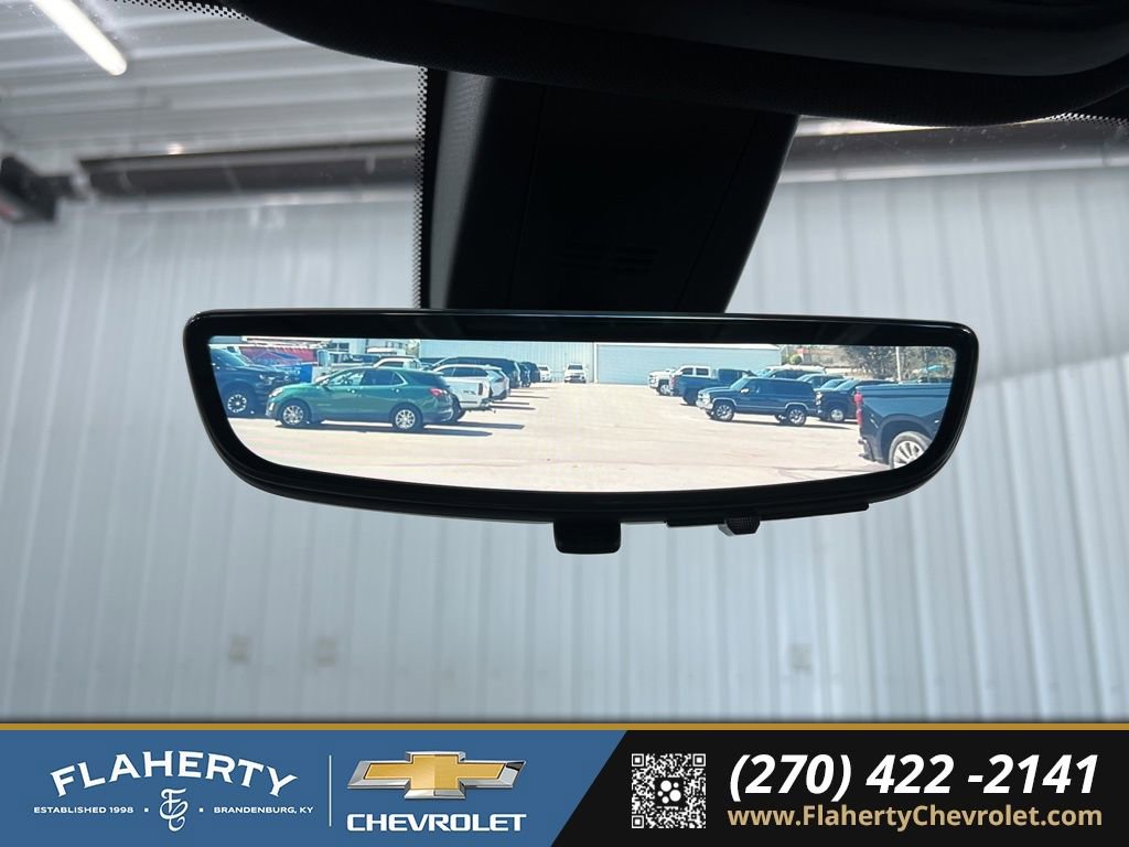 Used 2023 Chevrolet Traverse High Country image 39