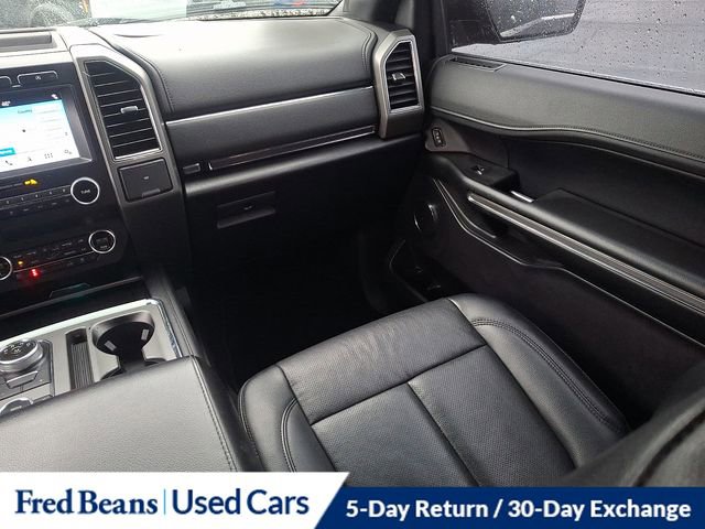 Certified 2019 Ford Expedition XLT w/ Equipment Group 202A AWD/4WD image 17