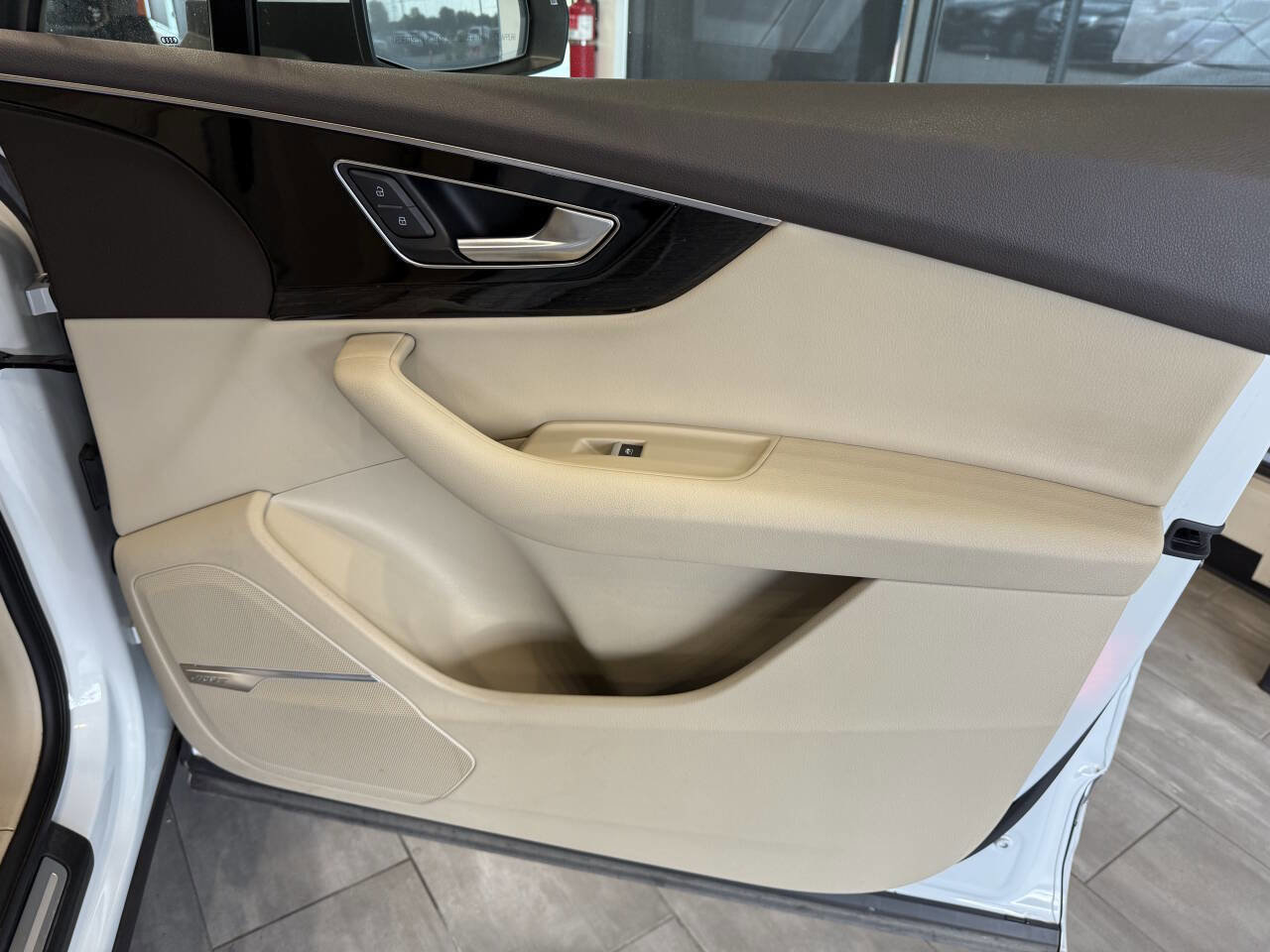 Used 2017 Audi Q7 3.0T Premium Plus image 49