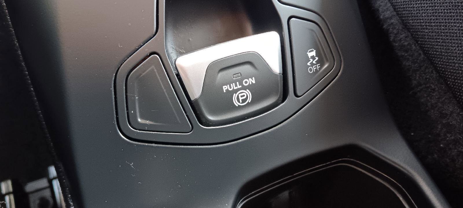 Used 2019 Jeep Renegade Sport image 19