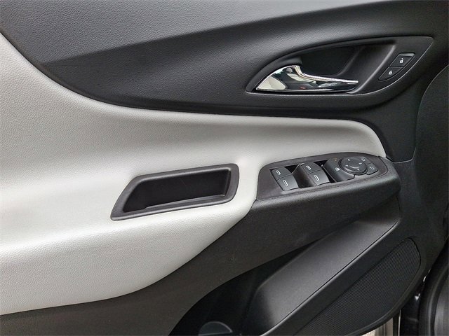Used 2020 Chevrolet Equinox LS image 13