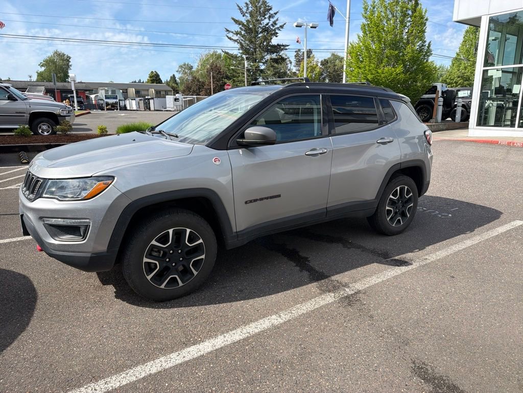 Certified 2020 Jeep Compass Trailhawk AWD/4WD image 2
