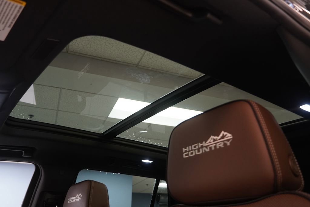 New 2026 Chevrolet Tahoe High Country image 4