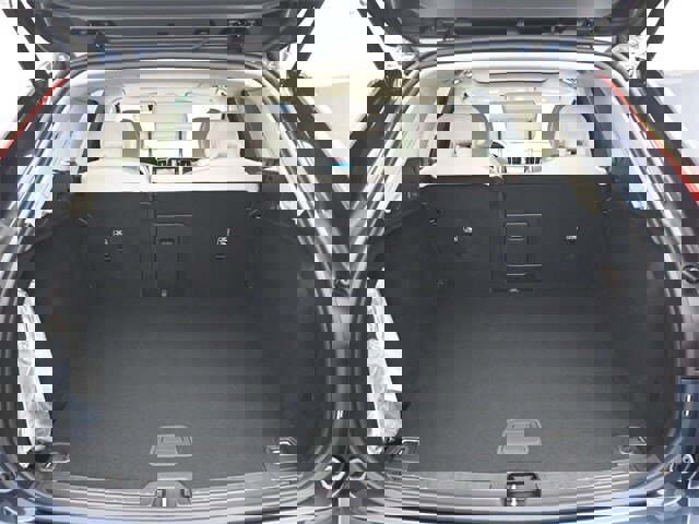 New 2025 Volvo XC60 B5 Core image 29