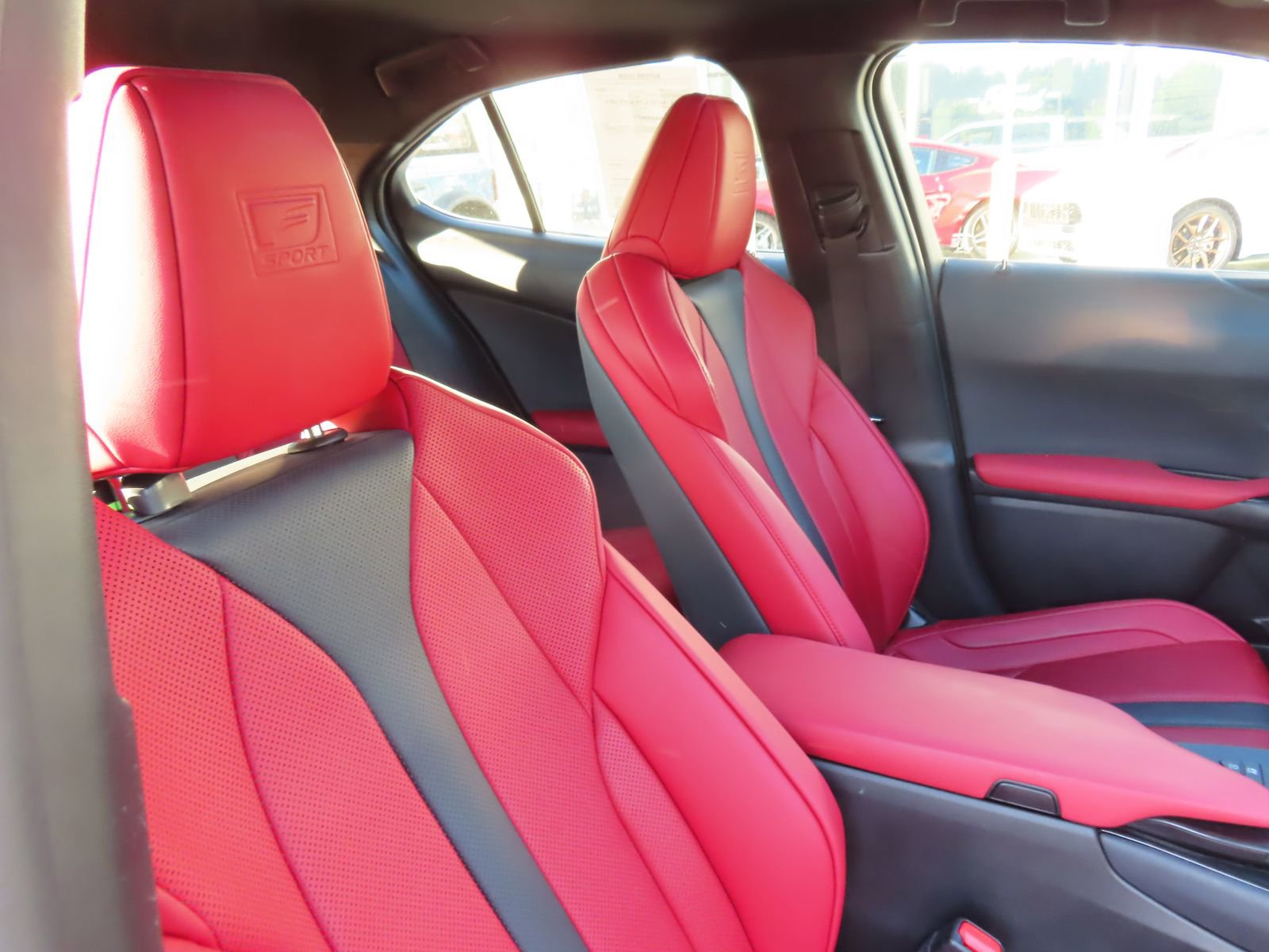 Used 2021 Lexus UX 250h F Sport w/ F Sport Premium Package AWD/4WD image 34