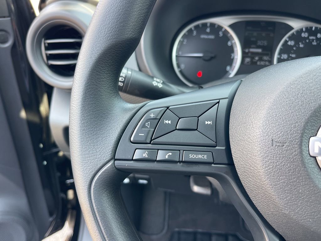 Certified 2025 Nissan Kicks Play S image 16