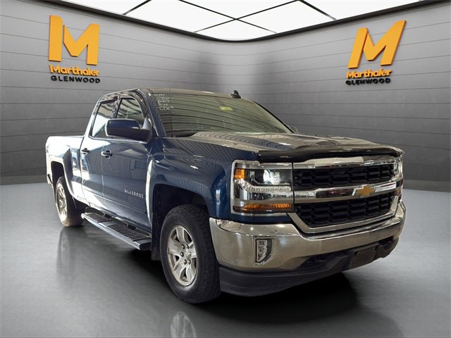 Used 2017 Chevrolet Silverado 1500 LT w/ All Star Edition image 3
