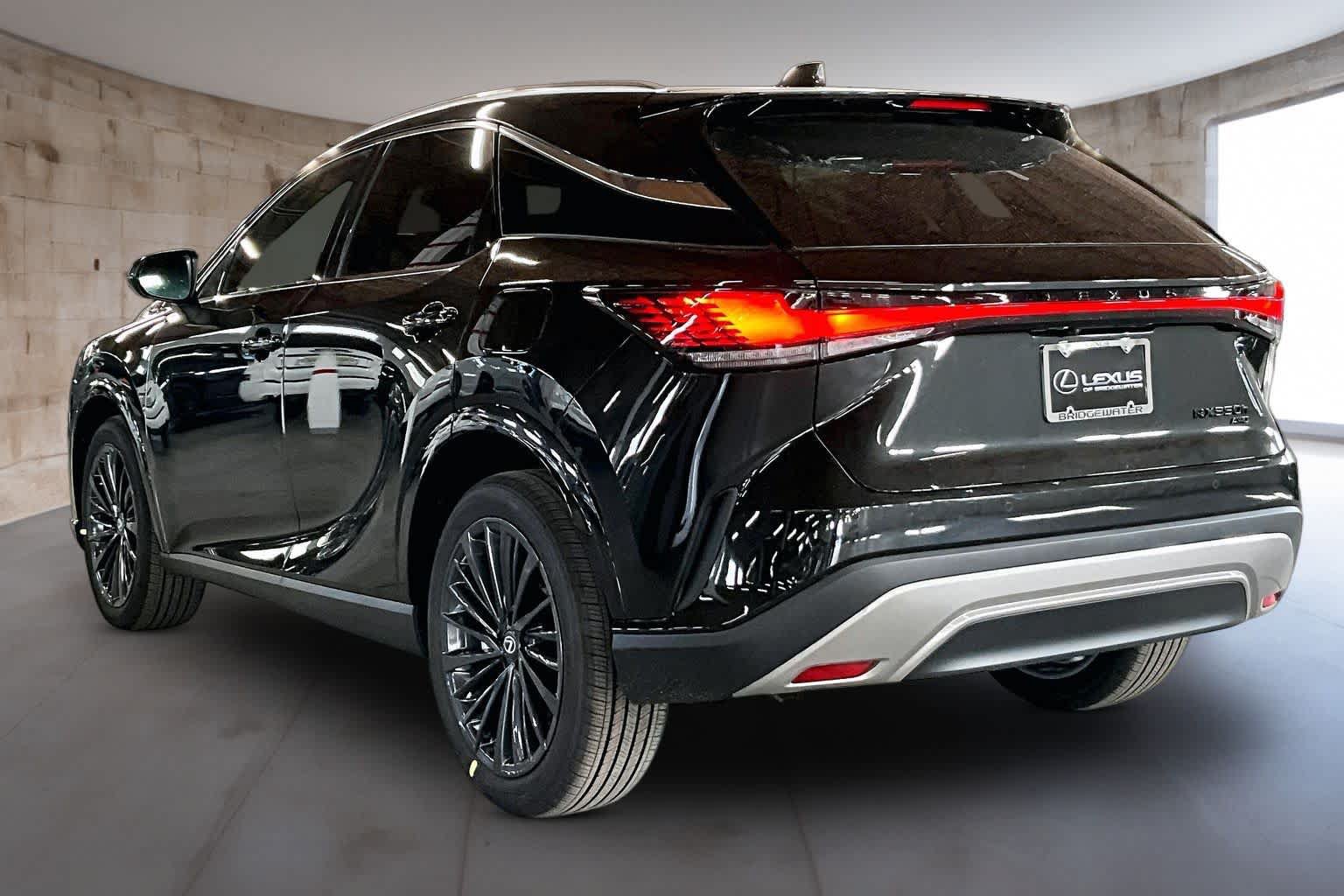 New 2026 Lexus RX 350h AWD/4WD image 3