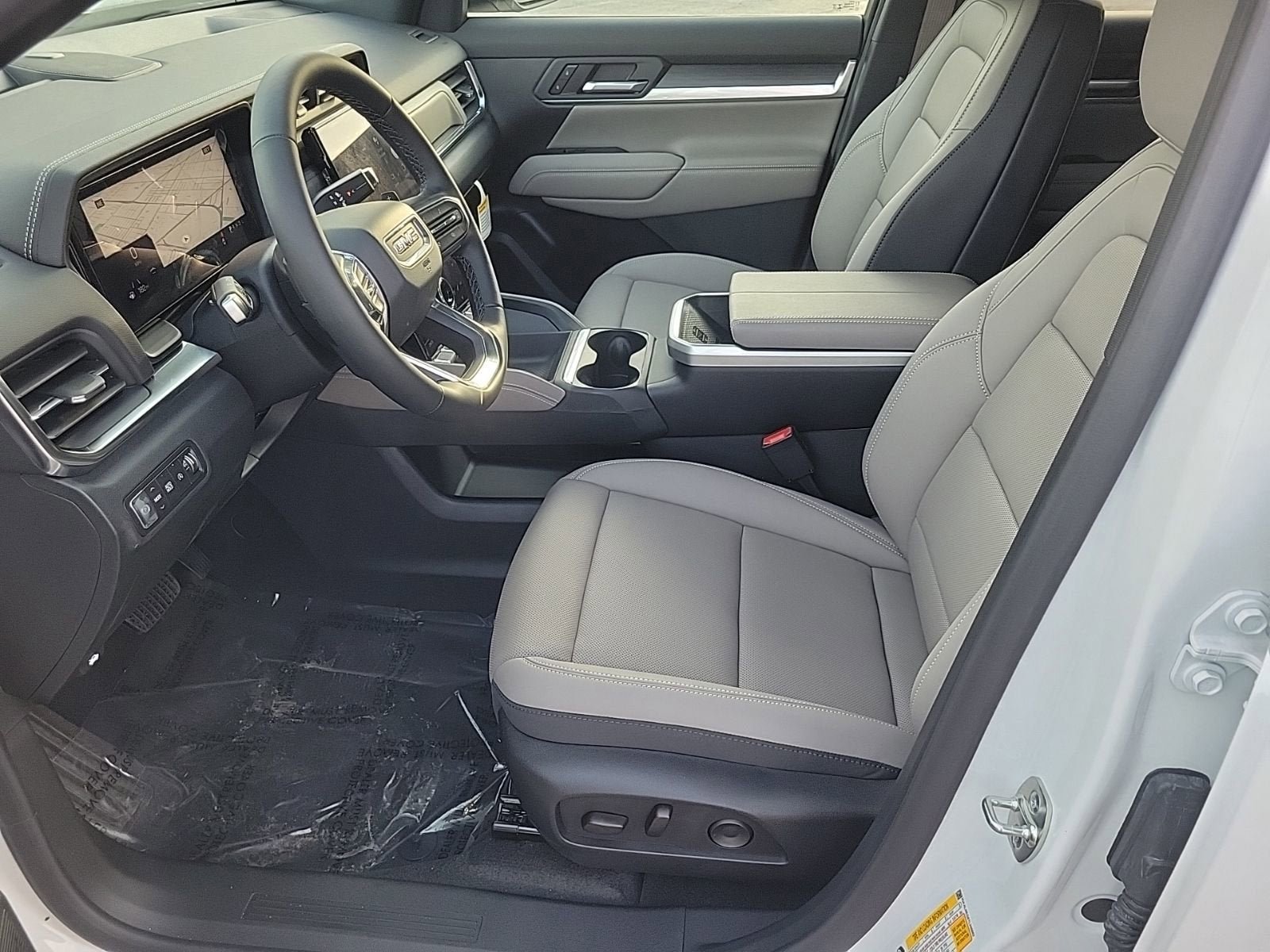 New 2026 GMC Terrain Elevation w/ Elevation Premium Package image 16
