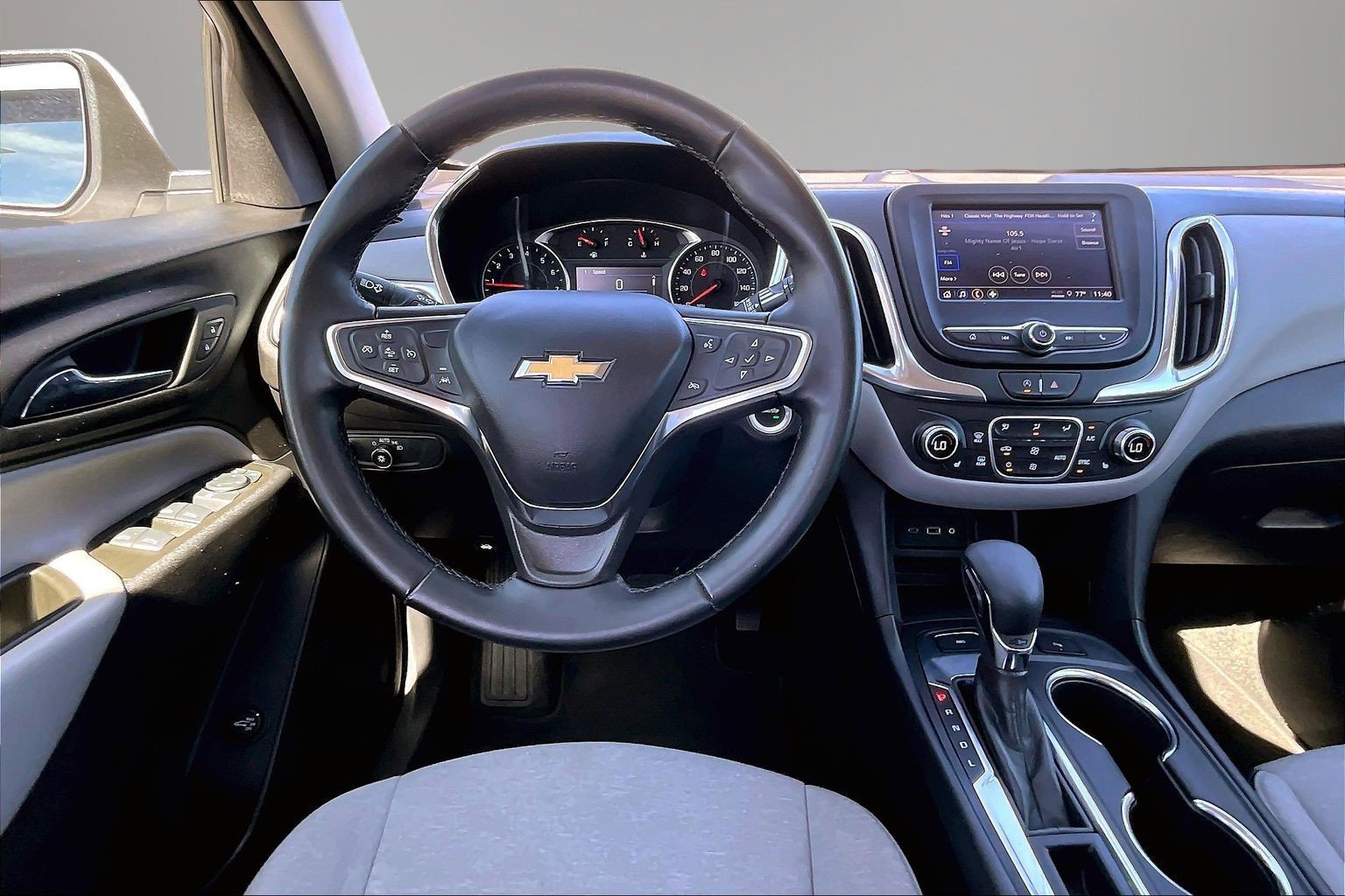 Used 2024 Chevrolet Equinox LT AWD/4WD image 8