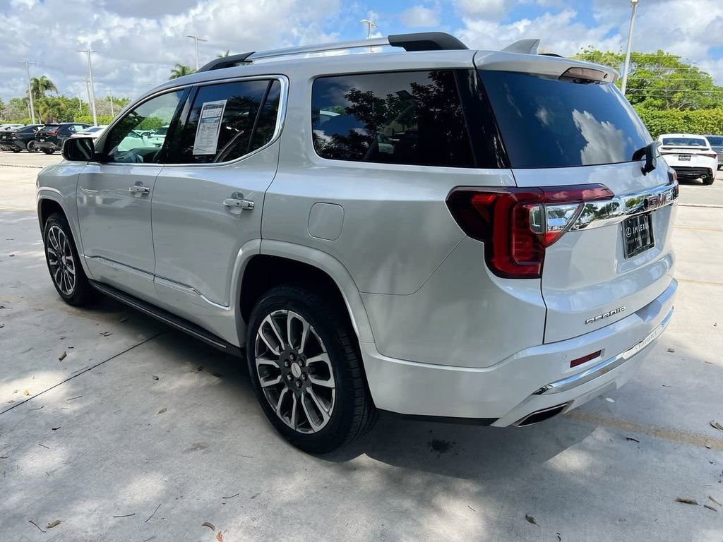 Used 2021 GMC Acadia Denali w/ Denali Technology Package FWD image 5