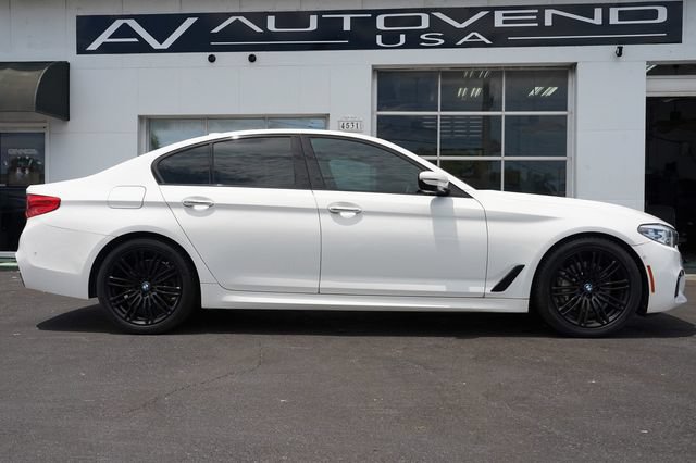 Used 2018 BMW 540i w/ M Sport Package RWD image 17